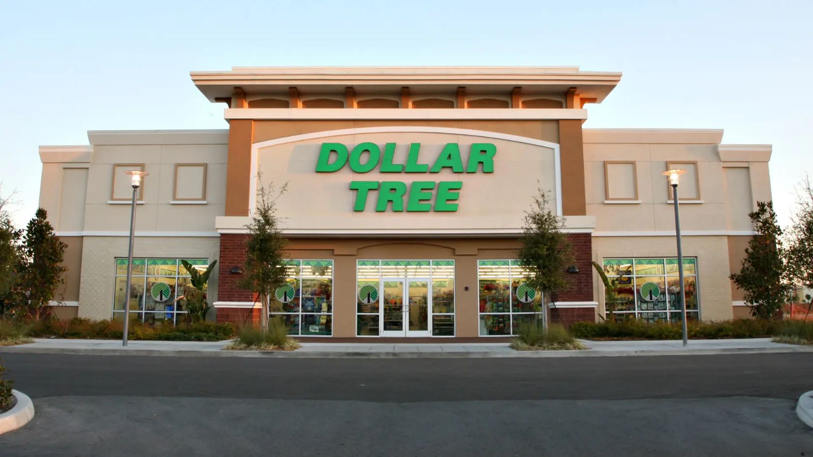 24,000 SF Retail Strip-Center, Dollar Tree Anchored, South Gate, CA
